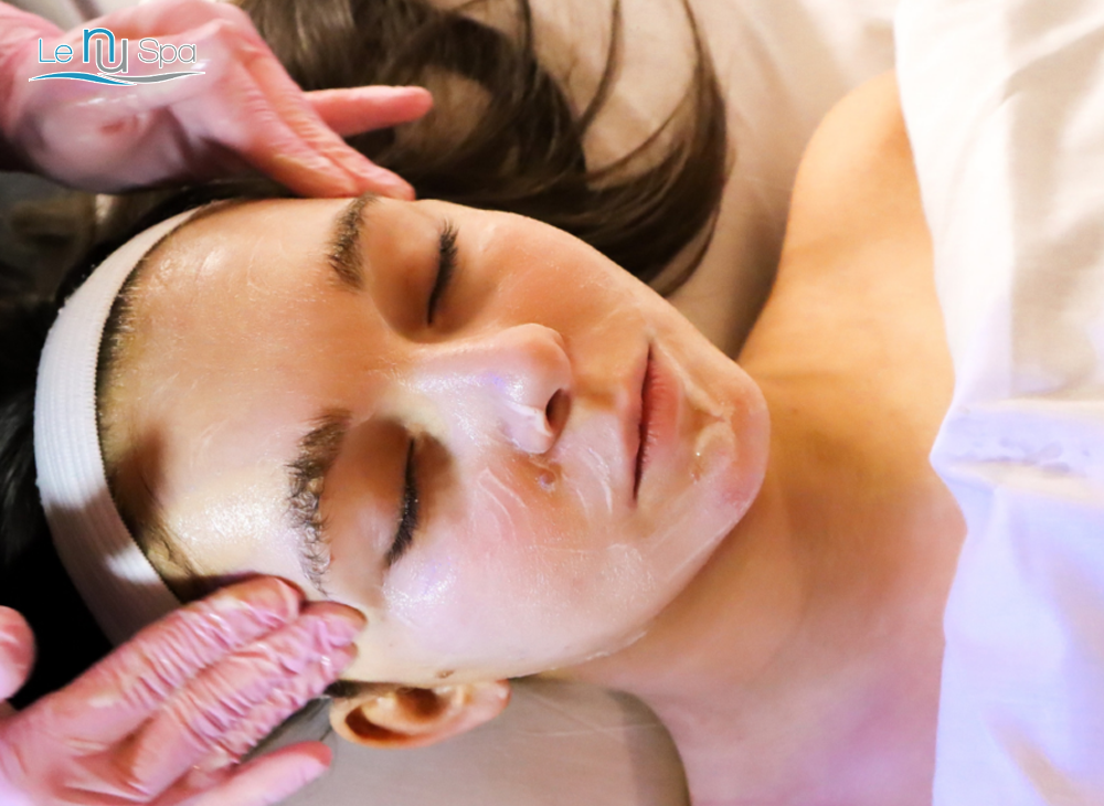 Free Refer Signature Facial